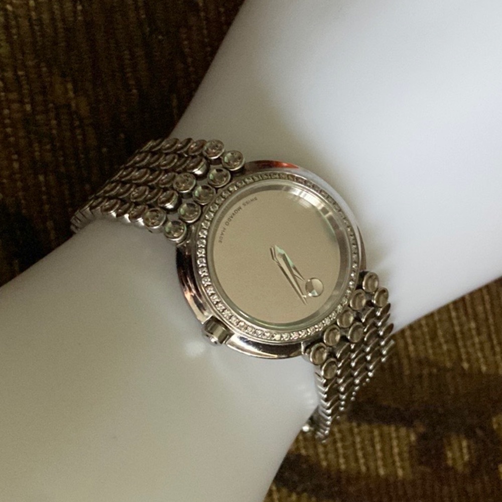 Authentic Movado Mirrored Dial Diamond Bezel 28MM Trembrilli Ladies Dress Watch! - Picture 4 of 16